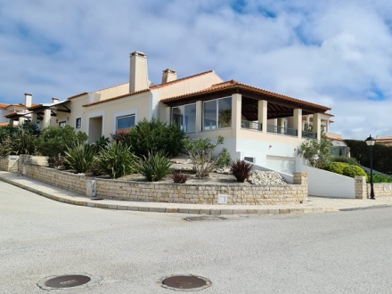 Beautiful villa at Praia d’el Rey with 4 bedrooms